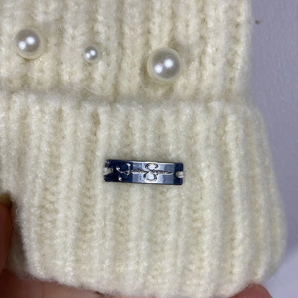 🌸 Jessica Simpson Cozy Knit Cuffed Cream Beanie with Pearls